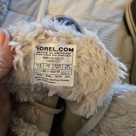 Sorel Women's Winter Snow Boots in  Tan W Purple&coral with Faux Fur Trim 8.5 - Picture 7 of 9